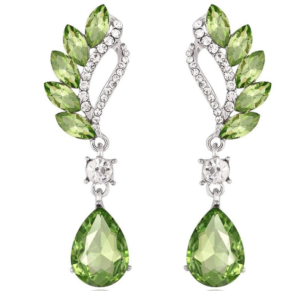 SS plated simulated peridot earrings